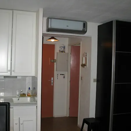 With One Bedroom In Canet-en-roussillon, With Wonderful Moun Apartment Canet-en-Roussillon
